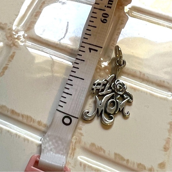 #1 Mom Pendant with Rose – Vintage Silver Tone Mother’s Day Charm - Picture 5 of 5